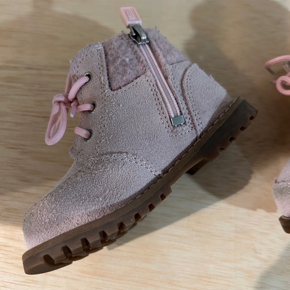 Toddler Girl Pink Suede UGG Boots Fall-Winter size 6 - Picture 6 of 9